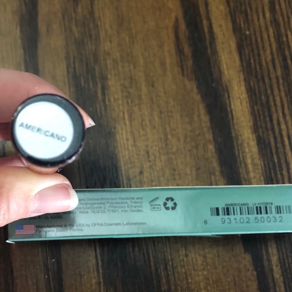 Ofra Americano Liquid Lipstick - Picture 4 of 5